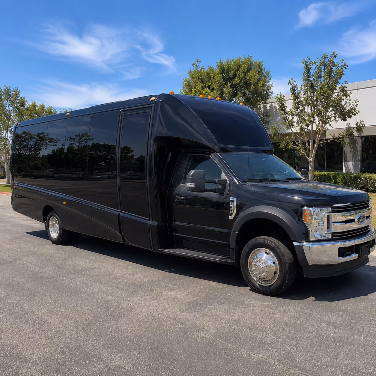 bachelor party bus rentals to snoqualmie valley golf courses