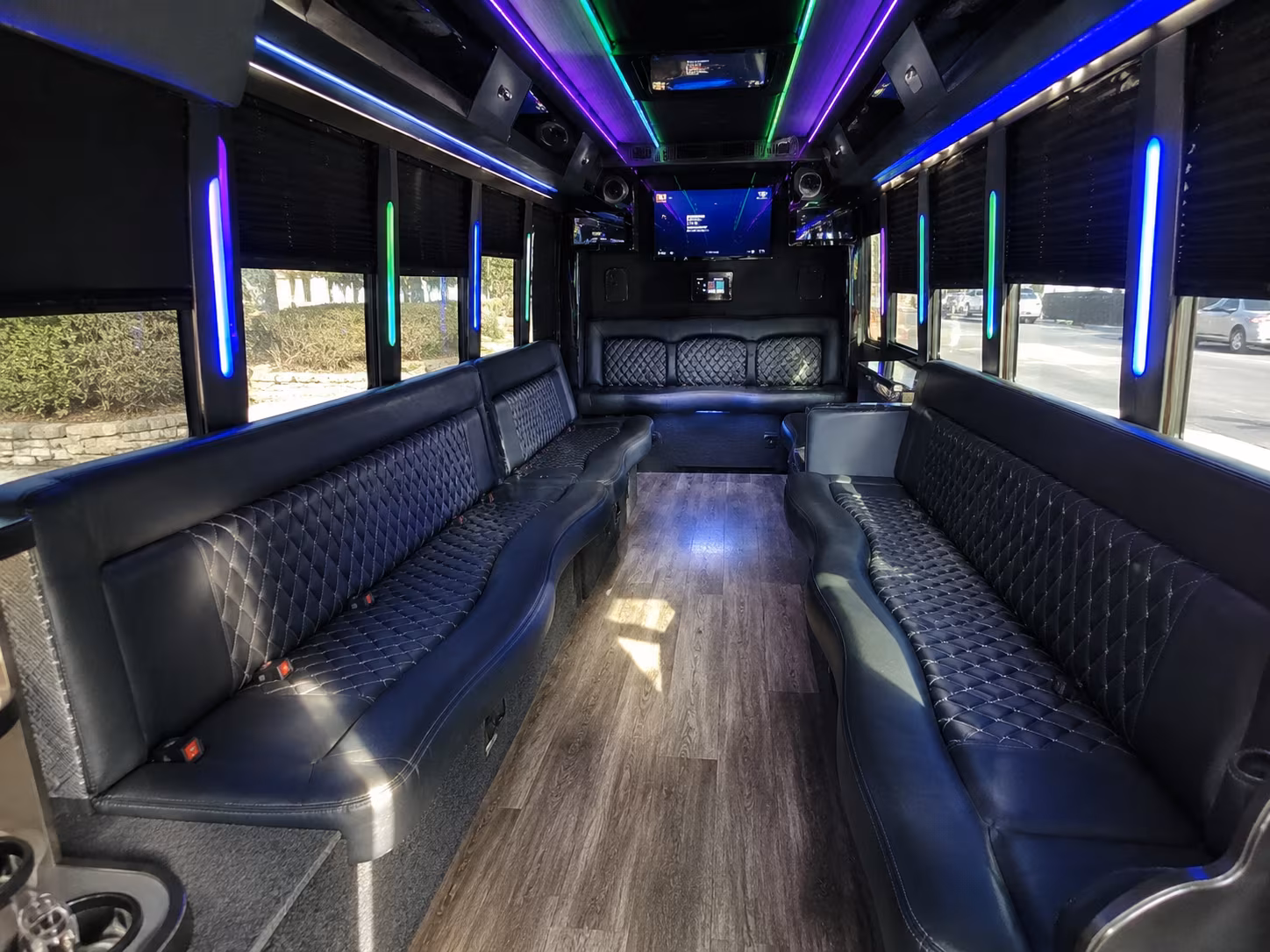 bus rentals for corporate sporting event outings and team building in redmond