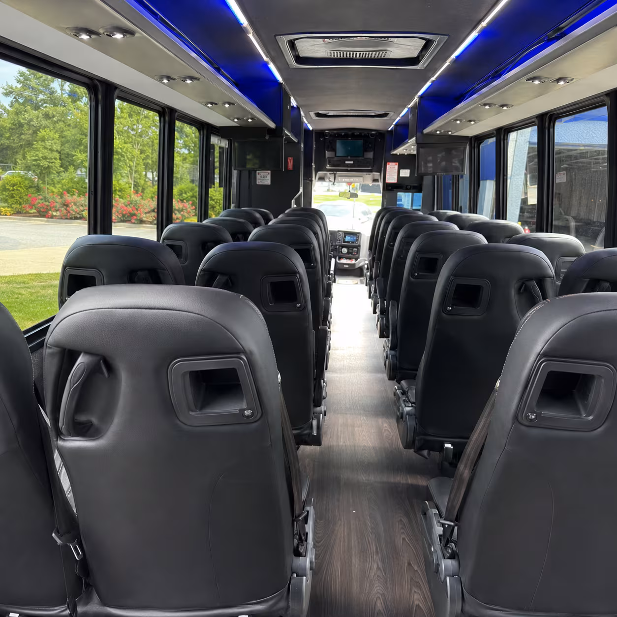 minibuses and charter buses for redmond youth sports travel and tournament groups