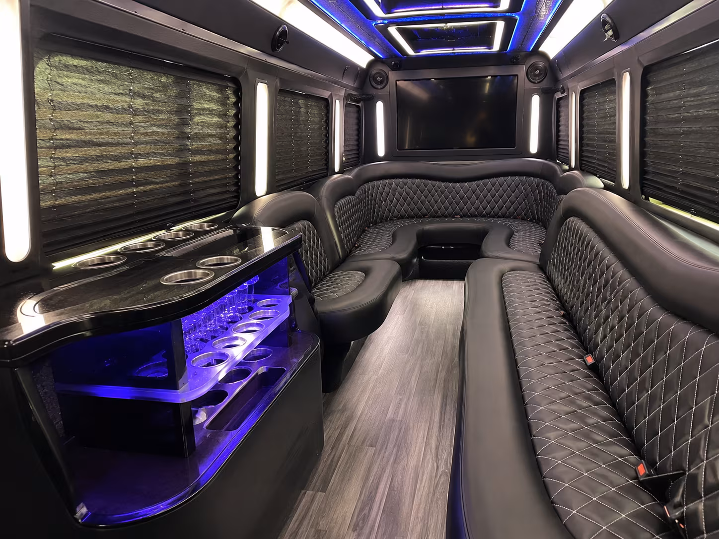 redmond quinceanera sweet 16 party bus rental