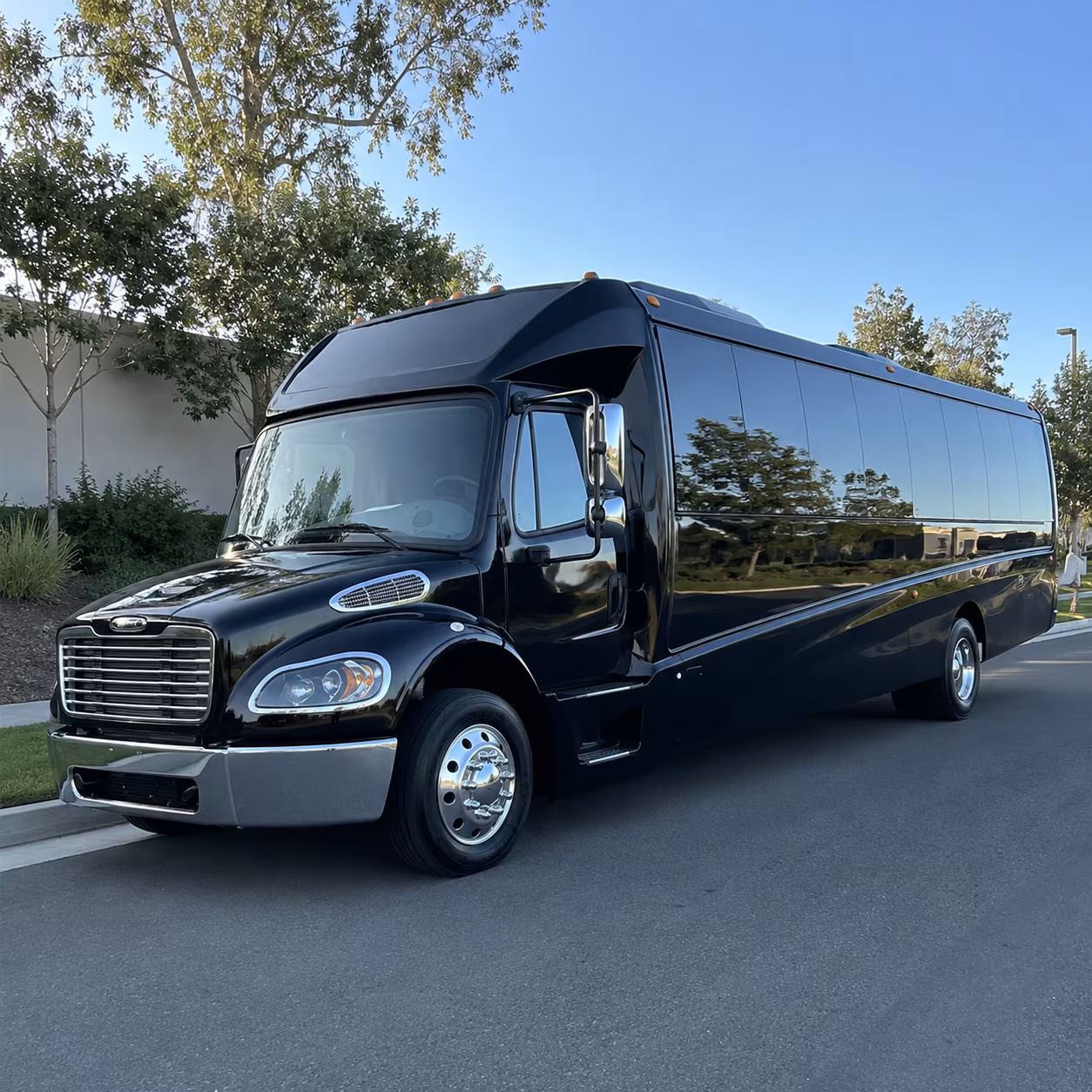 reserve transportation for your next bachelor or bachelorette party 2